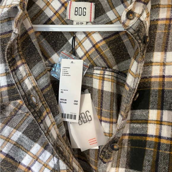 Urban Outfitters flannel - Picture 5 of 8
